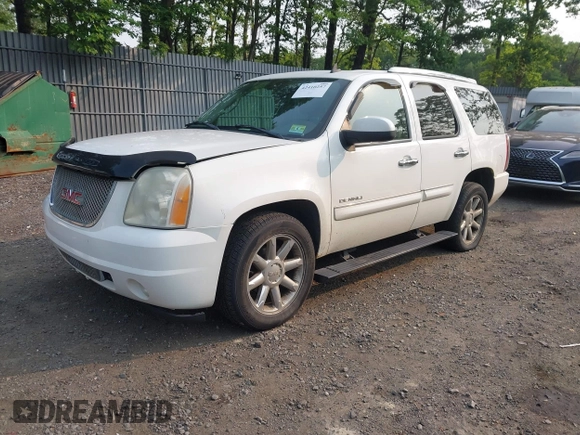 2008 GMC Yukon Denali с VIN 1GKFK63878J102480, выставлен на аукционе IAAI как лот 42410257 с пробегом 258 841 миль миль и . История ставок и продаж доступна на DreamBid. Изображение 2.