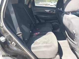 2015 Nissan Rogue S with VIN 5N1AT2MT6FC927129, listed as a IAAI auction lot 40239571 with 170,520 mi miles. Bid and sale history available at carsss.com. Image 8.