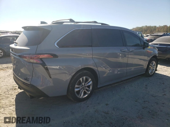 2022 Toyota Sienna XLE Woodland Edition with VIN 5TDASKFC1NS054701, listed as a Copart auction lot 78869354 with 39,021 mi miles and Non Repairable. Bid and sale history available at carsss.com. Image 3.