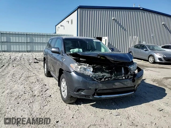 2013 Toyota Highlander with VIN 5TDZA3EH1DS034519, listed as a Copart auction lot 55595415 with Not Provided miles and Non Repairable. Bid and sale history available at DreamBid. Image 14.