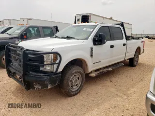 2018 Ford F-350 XL z VIN 1FT8W3BT3JEC94976, wystawiony jako Copart lot #57109615 z przebiegiem 149 143 mil mil oraz Czysty tytuł • Clean title. Historia ofert i sprzedaży dostępna na DreamBid. Obrazek 1.