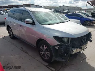 2017 Nissan Pathfinder SV with VIN 5N1DR2MN8HC686545, listed as a IAAI auction lot 41145612 with 133,705 mi miles. Bid and sale history available at carsss.com. Image 1.