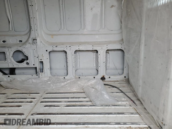2017 Ford Transit с VIN 1FTYR3XG0HKB21124, выставлен на аукционе Copart как лот 49405475 с пробегом 246 098 миль миль и Списание • Salvage title. История ставок и продаж доступна на DreamBid. Изображение 11.