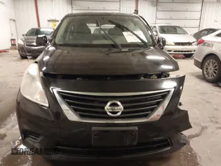 2014 Nissan Versa SV with VIN 3N1CN7AP3EK462106, listed as a IAAI auction lot 41636914 with 117,155 mi miles. Bid and sale history available at carsss.com. Image 13.