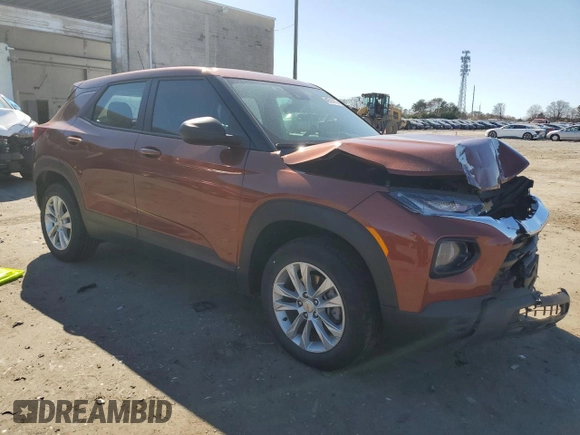 2021 Chevrolet TrailBlazer LS with VIN KL79MNSL2MB051037, listed as a Copart auction lot 49514115 with 68,180 mi miles and Salvage Title. Bid and sale history available at carsss.com. Image 4.