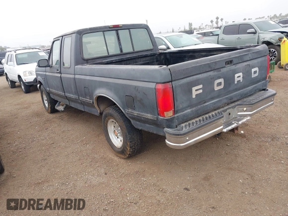 1995 Ford F-150 with VIN 1FTEX14N3SKC22102, listed as a IAAI auction lot 42384147 with 227,870 mi miles and . Bid and sale history available at DreamBid. Image 3.