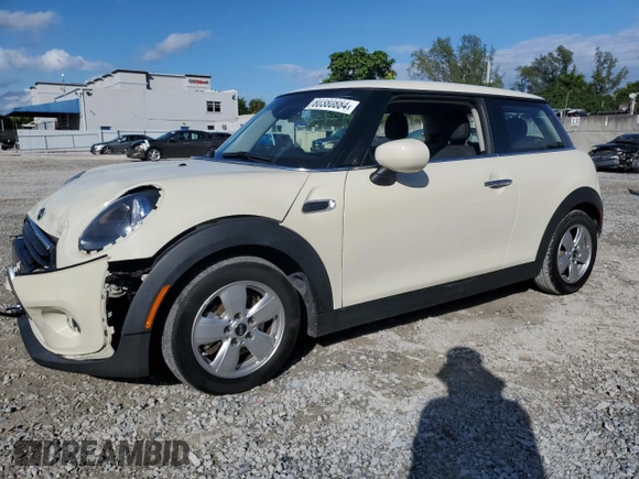 2021 MINI Hardtop Cooper с VIN WMWXR3C08M2N99822, выставлен на аукционе Copart как лот 80380884 с пробегом 21 257 миль миль и Списание • Salvage title. История ставок и продаж доступна на DreamBid. Изображение 1.