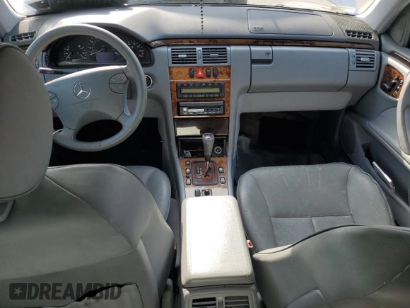 2000 Mercedes-Benz E-Class with VIN WDBJF70JXYB071287, listed as a Copart auction lot 85740524 with 0 mi miles and Clean Title. Bid and sale history available at carsss.com. Image 8.