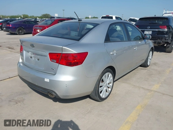 2010 Kia Forte SX с VIN KNAFW4A34A5116442, выставлен на аукционе IAAI как лот 42202552 с пробегом 133 303 миль миль и . История ставок и продаж доступна на DreamBid. Изображение 4.