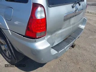 2006 Toyota 4Runner SR5 z VIN JTEBU14R360098120, wystawiony jako IAAI lot #42437637 z przebiegiem 225 753 mil mil oraz . Historia ofert i sprzedaży dostępna na DreamBid. Obrazek 6.