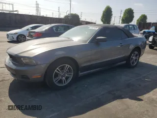 2010 Ford Mustang V6 with VIN 1ZVBP8EN6A5107854, listed as a Copart auction lot 61651625 with 164,566 mi miles and Clean title. Bid and sale history available at DreamBid. Image 1.