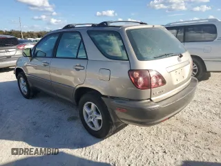 2000 Lexus RX 300 with VIN JT6HF10U7Y0105891, listed as a Copart auction lot 74703174 with 0 mi miles and Non Repairable. Bid and sale history available at carsss.com. Image 2.