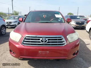 2008 Toyota Highlander Limited with VIN JTEES42AX82080660, listed as a IAAI auction lot 41906117 with 187,948 mi miles. Bid and sale history available at carsss.com. Image 12.