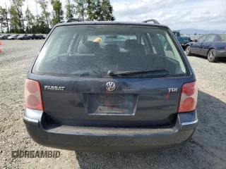 2005 Volkswagen Passat GLS z VIN WVWCE63B95E042241, wystawiony jako Copart lot #60874005 z przebiegiem 197 761 mil mil oraz Szkoda całkowita • Salvage title. Historia ofert i sprzedaży dostępna na DreamBid. Obrazek 6.