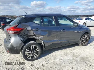 2020 Nissan Kicks SV with VIN 3N1CP5CV9LL535206, listed as a Copart auction lot 82087204 with 61,088 mi miles and Salvage Title. Bid and sale history available at carsss.com. Image 3.
