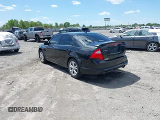 2012 Ford Fusion SE z VIN 3FAHP0HG8CR339020, wystawiony jako IAAI lot #41962046 z przebiegiem 136 072 mil mil oraz . Historia ofert i sprzedaży dostępna na DreamBid. Obrazek 3.