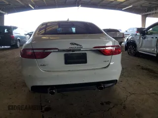 2016 Jaguar XF 35t Premium with VIN SAJBD4BV9GCY06409, listed as a Copart auction lot 85820404 with 58,654 mi miles and Salvage Title. Bid and sale history available at carsss.com. Image 6.