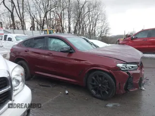 2022 BMW X4 M40i with VIN 5UX43DT09N9J96761, listed as a IAAI auction lot 41675333 with 1 mi miles. Bid and sale history available at carsss.com. Image 14.