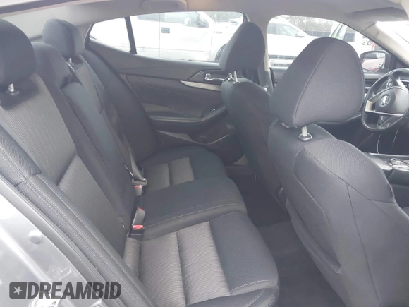 2018 Nissan Maxima SV with VIN 1N4AA6APXJC400203, listed as a IAAI auction lot 41617771 with 107,366 mi miles and . Bid and sale history available at DreamBid. Image 8.