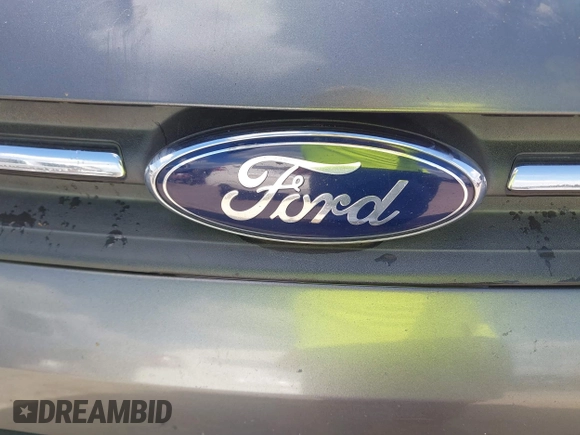 2013 Ford Escape SE z VIN 1FMCU0GX7DUD19135, wystawiony jako IAAI lot #42610613 z przebiegiem 181 535 mil mil oraz . Historia ofert i sprzedaży dostępna na DreamBid. Obrazek 6.