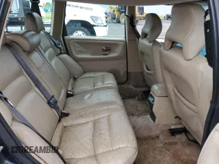 1998 Volvo V70 with VIN YV1LW5575W2504937, listed as a Copart auction lot 52700504 with Not provided miles and Salvage title. Bid and sale history available at DreamBid. Image 10.