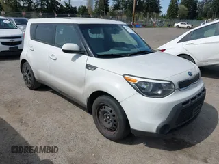 2014 Kia Soul with VIN KNDJN2A26E7062339, listed as a IAAI auction lot 41992434 with 176,541 mi miles. Bid and sale history available at carsss.com. Image 1.