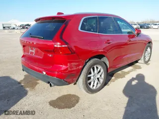 2020 Volvo XC60 Momentum with VIN YV4102RK5L1534448, listed as a IAAI auction lot 41290006 with 38,988 mi miles. Bid and sale history available at carsss.com. Image 4.