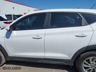 2018 Hyundai Tucson SE with VIN KM8J23A40JU669361, listed as a IAAI auction lot 41633583 with 97,884 mi miles. Bid and sale history available at carsss.com. Image 15.