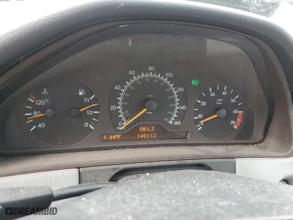 1999 Mercedes-Benz E-Class with VIN WDBJF65H0XA904616, listed as a Copart auction lot 43578035 with 140,112 mi miles and Salvage Title. Bid and sale history available at carsss.com. Image 9.