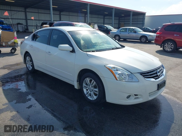 2012 Nissan Altima 2.5 S with VIN 1N4AL2AP7CN428292, listed as a IAAI auction lot 41618341 with 230,251 mi miles. Bid and sale history available at carsss.com. Image 1.