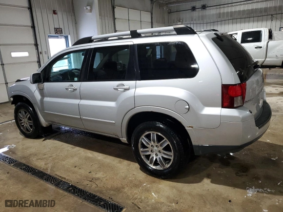 2006 Mitsubishi Endeavor Limited with VIN 4A4MN41S56E038838, listed as a Copart auction lot 42045565 with 173,205 mi miles and Salvage Title. Bid and sale history available at carsss.com. Image 2.