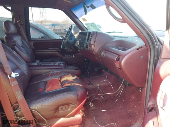 1996 Chevrolet Tahoe with VIN 1GNEK13RXTJ418622, listed as a IAAI auction lot 41879760 with 349,211 mi miles. Bid and sale history available at carsss.com. Image 5.