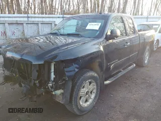2013 Chevrolet Silverado 1500 LT with VIN 1GCRKSE78DZ342364, listed as a IAAI auction lot 41921858 with 153,203 mi miles and . Bid and sale history available at DreamBid. Image 17.