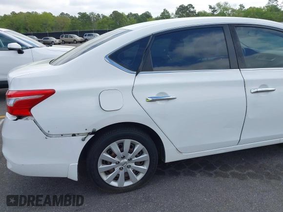 2016 Nissan Sentra SR with VIN 3N1AB7AP7GY333852, listed as a IAAI auction lot 41963952 with 136,110 mi miles and . Bid and sale history available at DreamBid. Image 13.