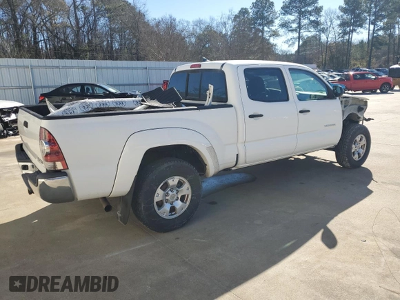 2015 Toyota Tacoma with VIN 3TMMU4FN1FM087252, listed as a Copart auction lot 85650274 with 138,061 mi miles and Salvage Title. Bid and sale history available at DreamBid. Image 3.