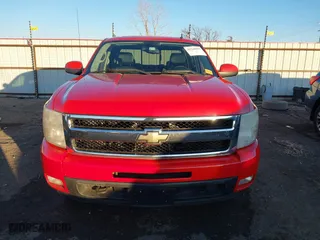 2009 Chevrolet Silverado 1500 LTZ with VIN 3GCEK33309G220674, listed as a IAAI auction lot 41240093 with 181,634 mi miles. Bid and sale history available at carsss.com. Image 12.