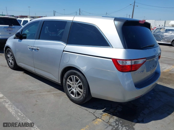 2012 Honda Odyssey EX with VIN 5FNRL5H48CB023003, listed as a IAAI auction lot 41975027 with 221,313 mi miles. Bid and sale history available at carsss.com. Image 3.