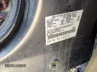 2002 Ford F-250 XL z VIN 1FTNW21F72EA24675, wystawiony jako Copart lot #50554575 z przebiegiem Nie podano mil oraz Nie do naprawy • Non repairable. Historia ofert i sprzedaży dostępna na DreamBid. Obrazek 12.