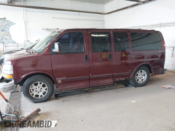 2003 Chevrolet Express Cargo YF7 Upfitter z VIN 1GBFG15T331162139, wystawiony jako IAAI lot #42308663 z przebiegiem 169 455 mil mil oraz . Historia ofert i sprzedaży dostępna na DreamBid. Obrazek 6.