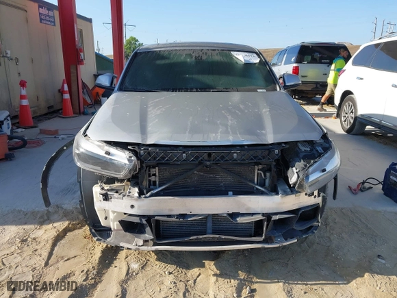 2018 BMW X2 xDrive28i with VIN WBXYJ5C33JEF70152, listed as a IAAI auction lot 42048693 with 177,488 mi miles. Bid and sale history available at carsss.com. Image 6.