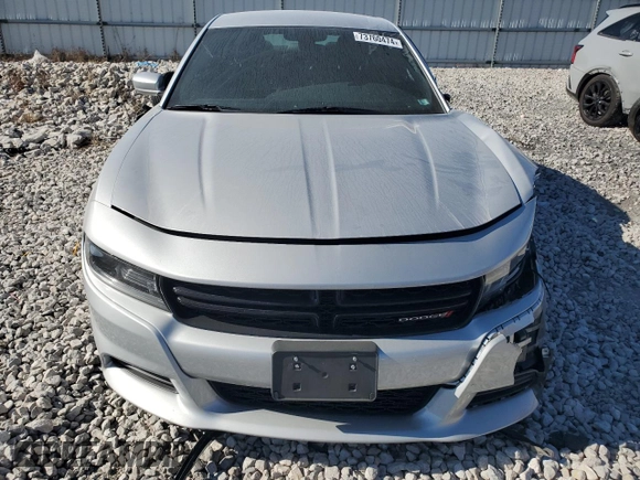 2020 Dodge Charger SXT with VIN 2C3CDXBG8LH189215, listed as a Copart auction lot 73760474 with 32,956 mi miles and Salvage Title. Bid and sale history available at carsss.com. Image 5.
