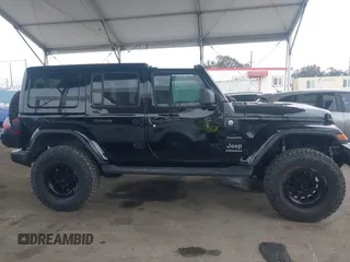 2024 Jeep Wrangler Sahara with VIN 1C4PJXEN0RW107875, listed as a IAAI auction lot 42115423 with 10,625 mi miles and . Bid and sale history available at carsss.com. Image 13.