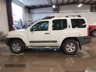 2012 Nissan Xterra S z VIN 5N1AN0NW6CC515246, wystawiony jako IAAI lot #41607518 z przebiegiem 133 787 mil mil oraz . Historia ofert i sprzedaży dostępna na DreamBid. Obrazek 14.