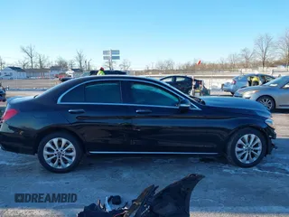 2019 Mercedes-Benz C 300 with VIN 55SWF8EB1KU305740, listed as a IAAI auction lot 41288686 with 101,908 mi miles and . Bid and sale history available at carsss.com. Image 13.