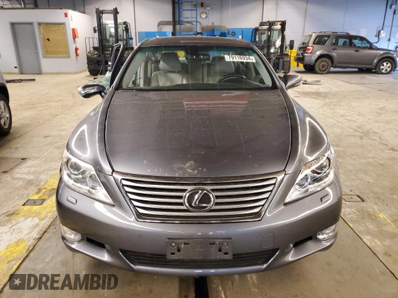 2012 Lexus LS 460 z VIN JTHCL5EF5C5012603, wystawiony jako Copart lot #79116934 z przebiegiem 112 763 mil mil oraz Szkoda całkowita • Salvage title. Historia ofert i sprzedaży dostępna na DreamBid. Obrazek 5.