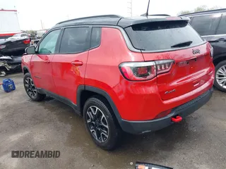 2019 Jeep Compass Trailhawk with VIN 3C4NJDDB6KT786348, listed as a IAAI auction lot 41963536 with 58,598 mi miles and . Bid and sale history available at DreamBid. Image 3.