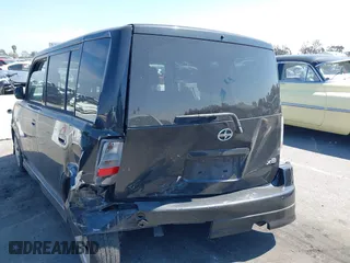 2005 Scion xB with VIN JTLKT324150208014, listed as a IAAI auction lot 41884671 with 201,527 mi miles. Bid and sale history available at carsss.com. Image 3.