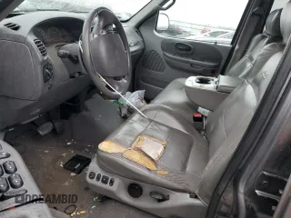 2002 Ford F-150 XLT with VIN 1FTRW08L82KB50370, listed as a Copart auction lot 44715545 with 238,038 mi miles and Salvage Title. Bid and sale history available at carsss.com. Image 7.