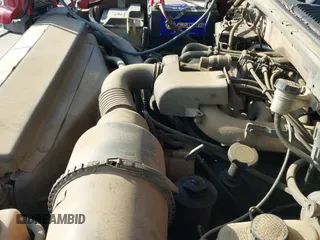 2000 Ford F-150 XL с VIN 1FTZX1722YNB37228, выставлен на аукционе IAAI как лот 42241027 с пробегом Не указан миль и . История ставок и продаж доступна на DreamBid. Изображение 12.