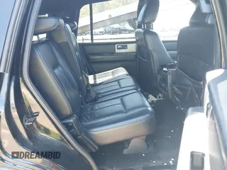 2017 Ford Expedition Limited z VIN 1FMJU2AT7HEA11522, wystawiony jako IAAI lot #42081066 z przebiegiem Nie podano mil oraz . Historia ofert i sprzedaży dostępna na DreamBid. Obrazek 8.